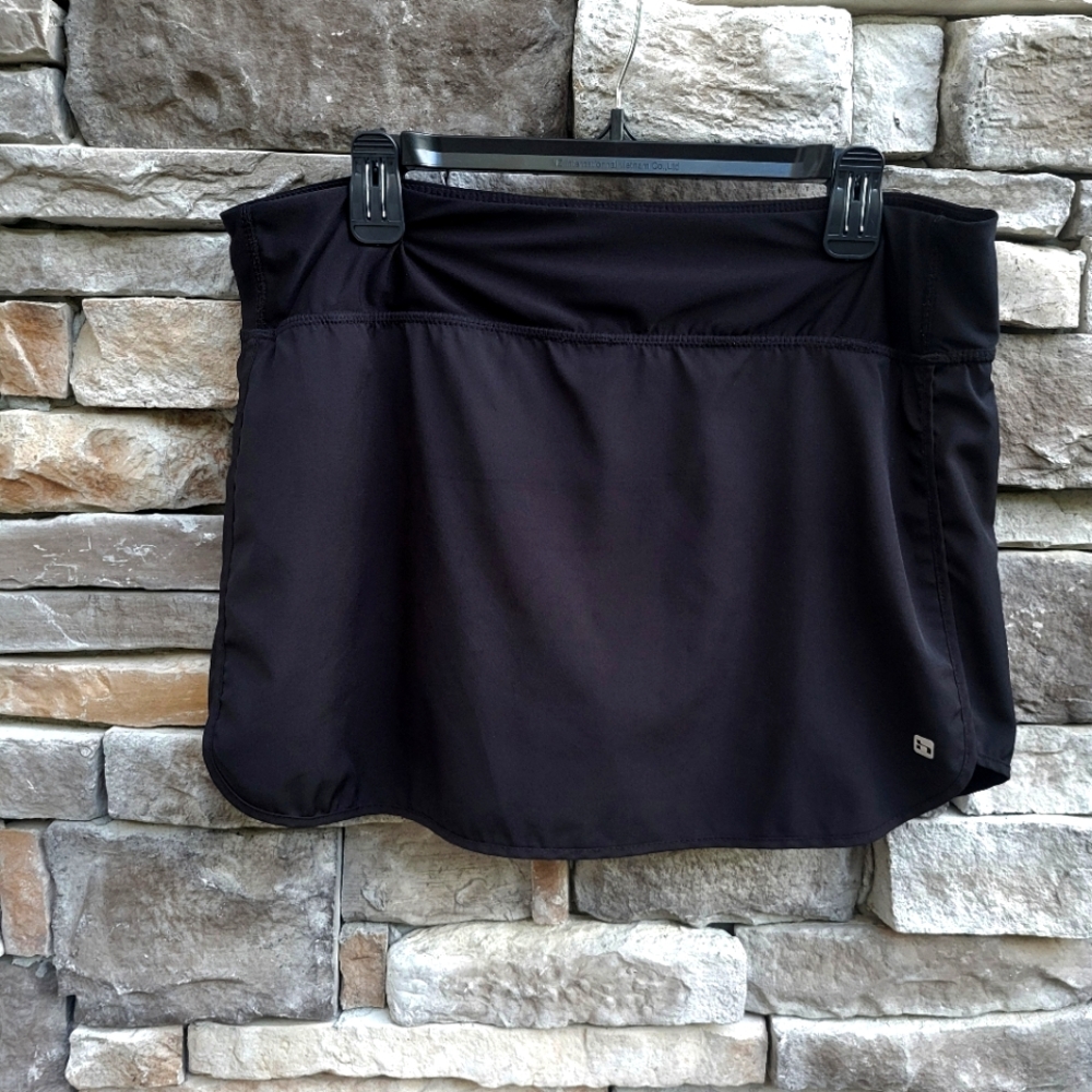 Hind Skort